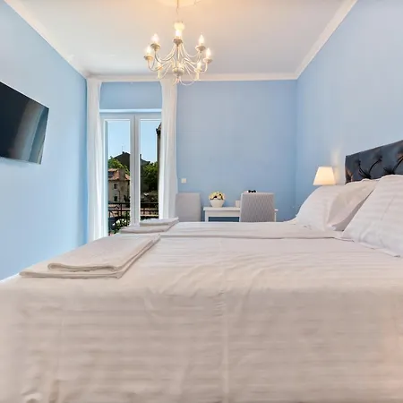 Finest Leonilda Guest house