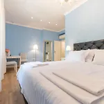 Finest Leonilda-central With Balcony Pensión 4*