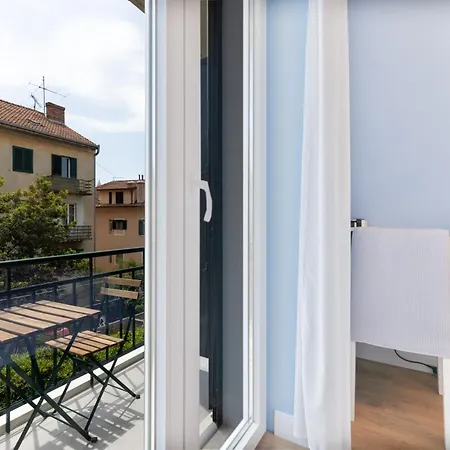 Pensjonat Finest Leonilda-central With Balcony